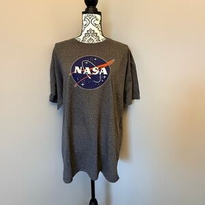 NASA Logo Graphic T-Shirt Gray Classic Space Program Tee